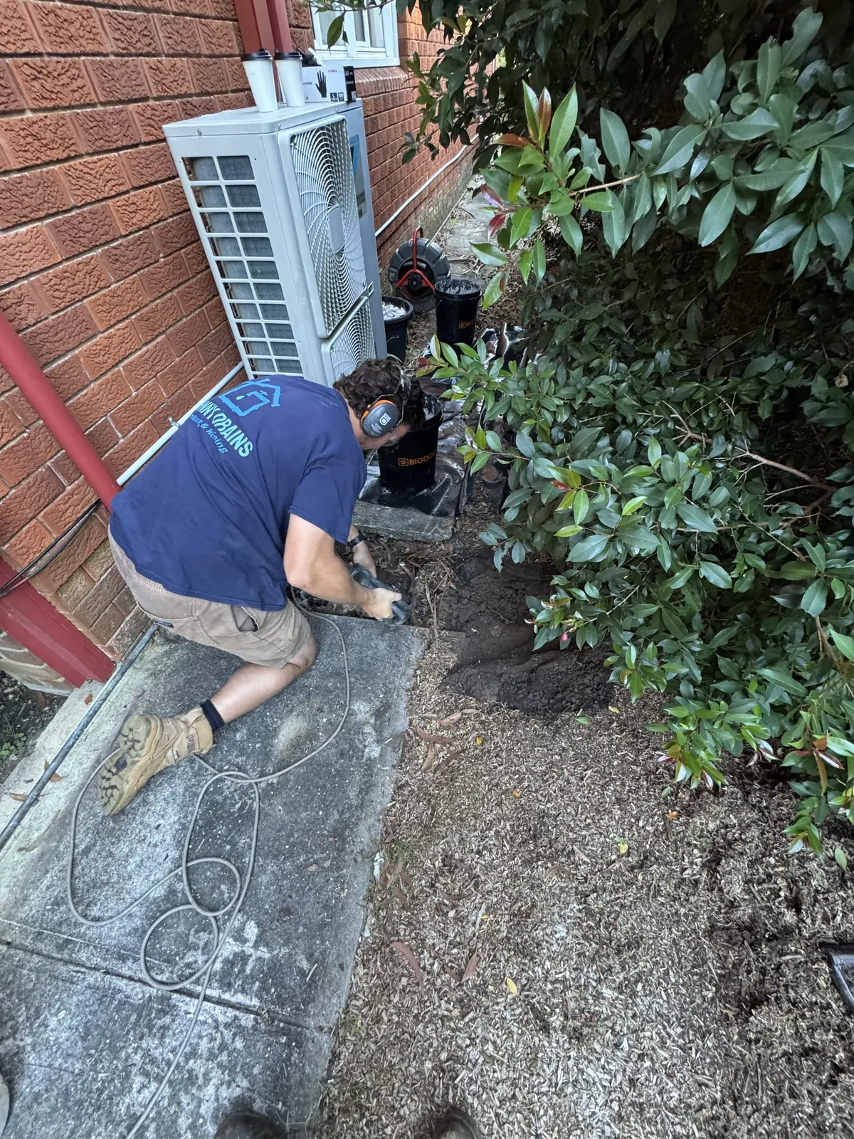 Collapsed Drain Pipe: Signs & Repair Options